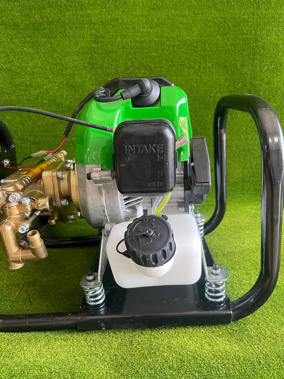 سمپاش پرتابل موتوری قابل حمل شاخص مدل ۴۲۴